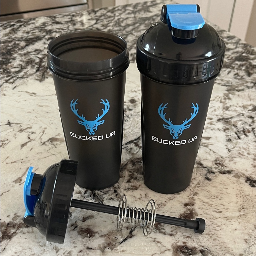 NEW Bucked Up Shaker Bottle Set